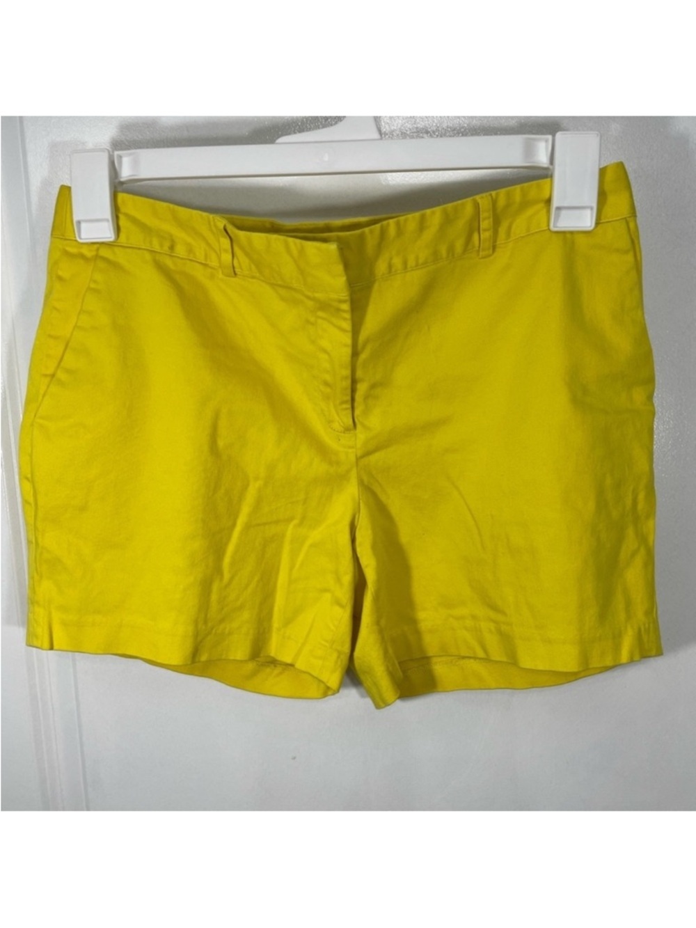 Michael Michael Kors Vibrant Yellow Women's Chino Shorts Size 8 CB-105